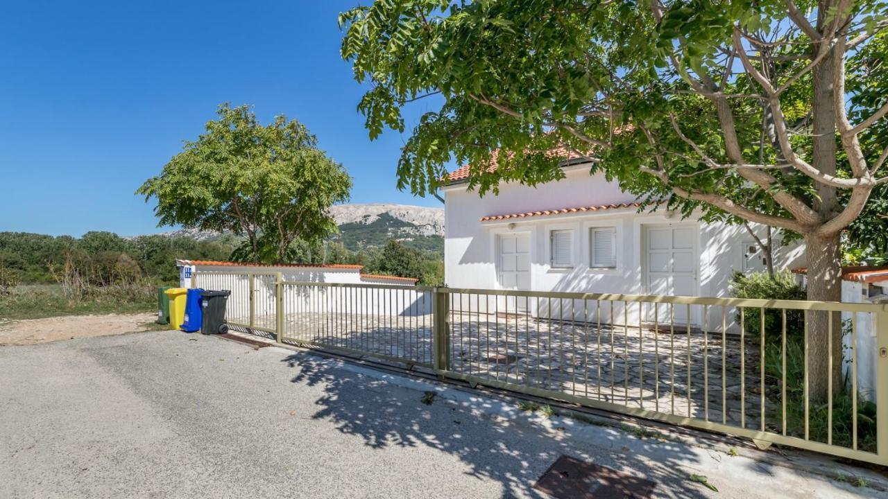 Ferienwohnung Damir & Gordana Baška Exterior foto